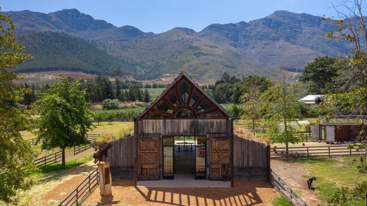 Inspiring Farm Sanctuary And Famous Painting Pig Hotel Franschhoek Kültér fotó